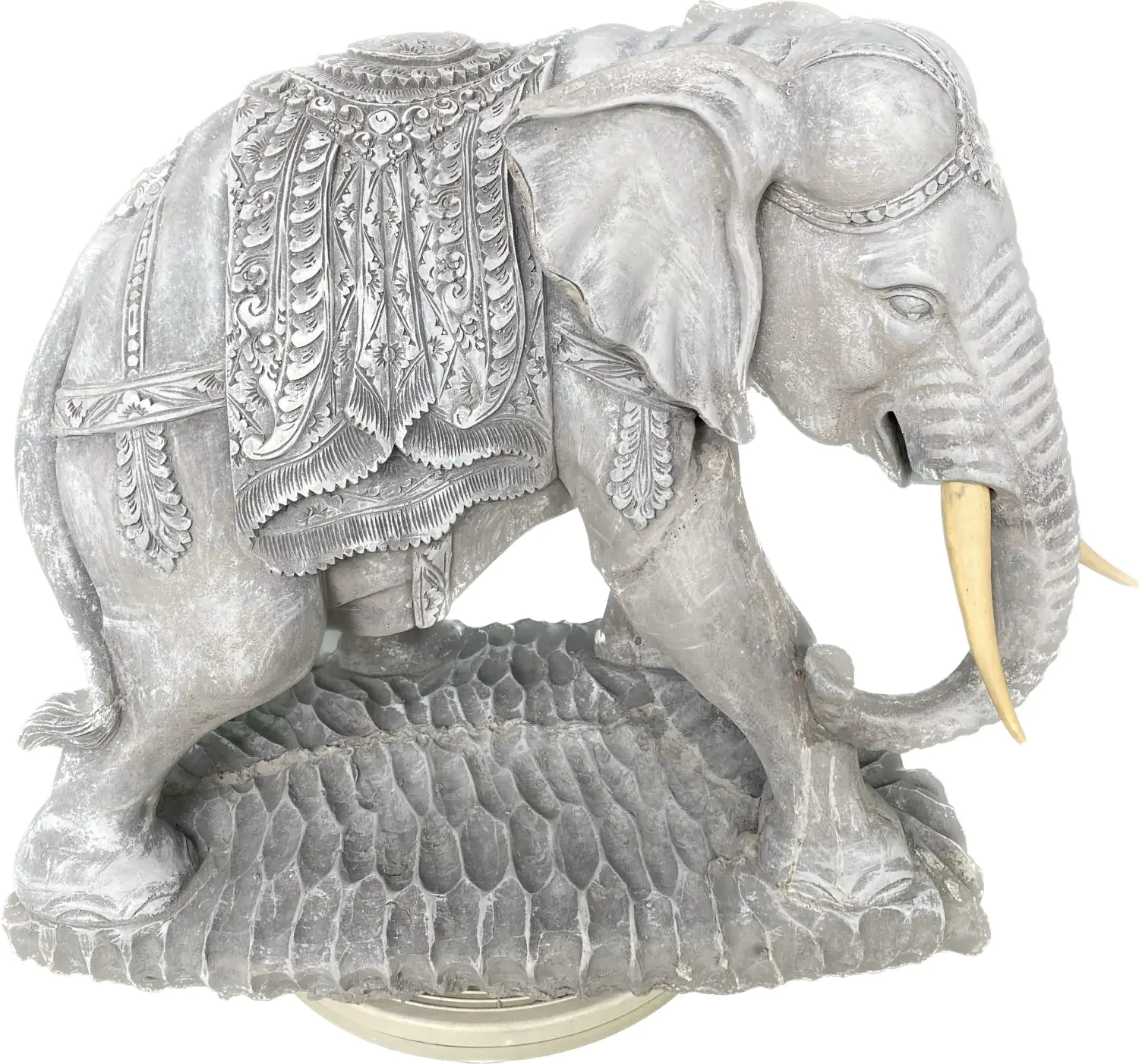  Product image 3 of the product “Avan - Elephant with blanket look right. 63 cm L | cast stone ”